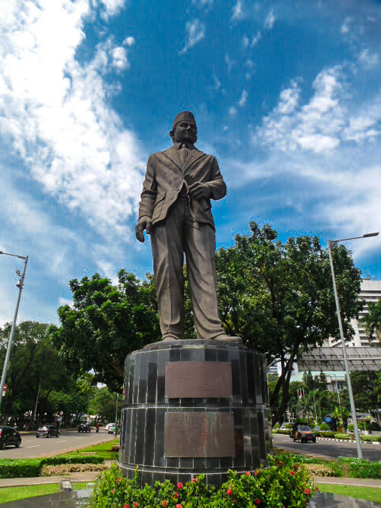 Mohammad Husni Thamrin Statue Jakarta Indonesia