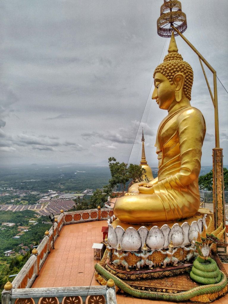 Wat Tham Sua Buddha Tiger Temple Cave