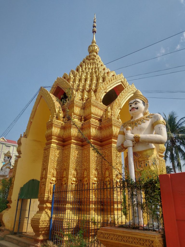 Statue at Buddhist Temple Wat Piphitthearam in Battambang