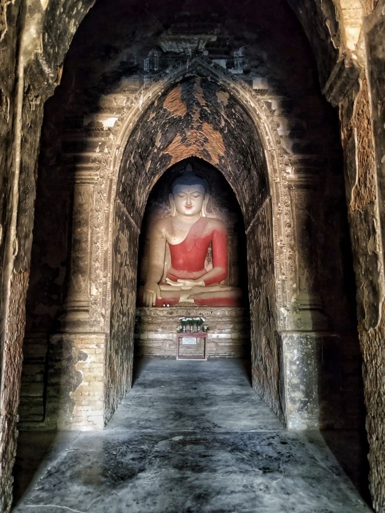 Buddha Statue in Bagan